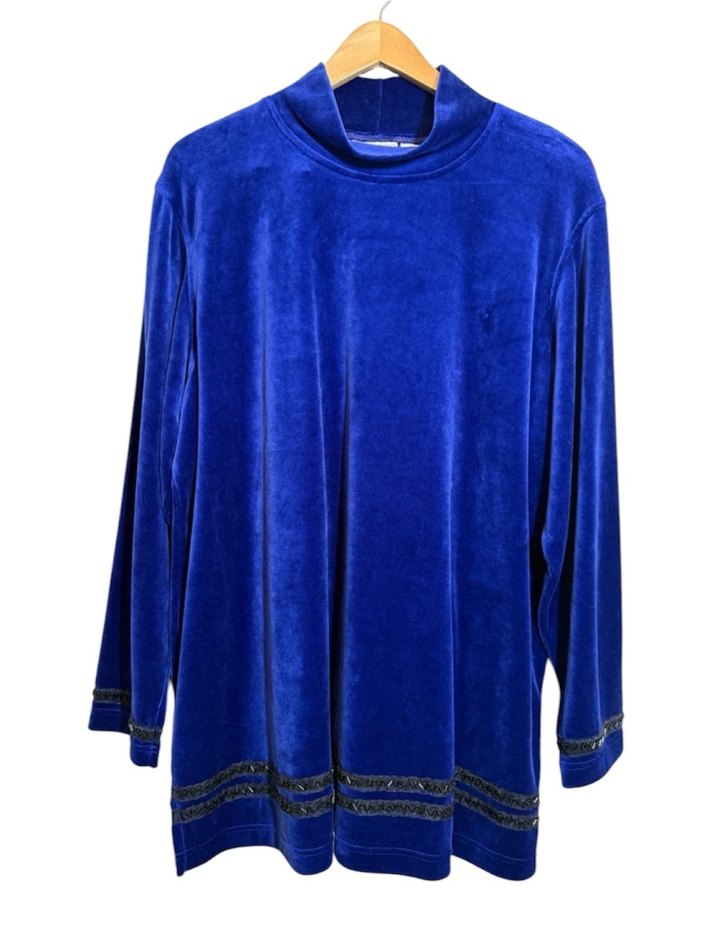 Vintage Classic Elements Collection Royal Blue Purple Velour Long-Sleeve Sweater